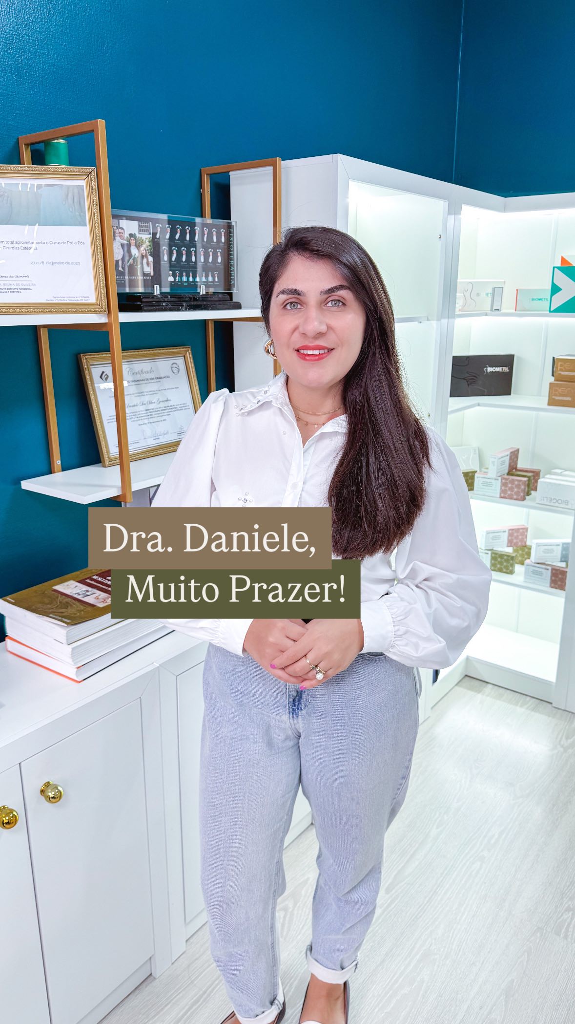 Dra. Daniele Gonçalves — Fisioterapeuta Dermatofuncional